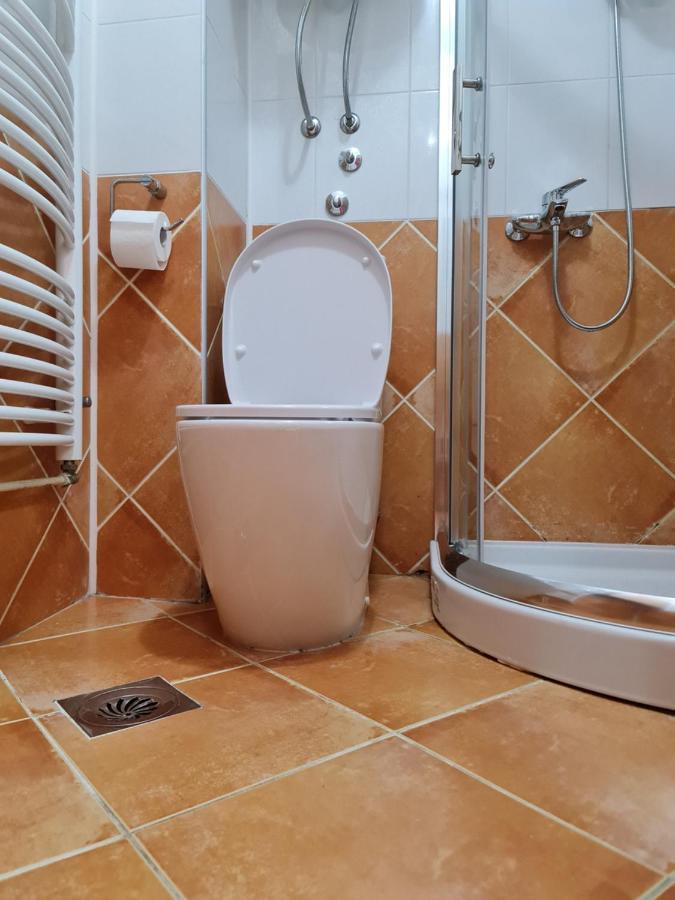 Hotel Tri "O" Topola Eksteriør bilde