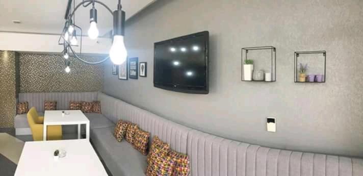 Hotel Tri "O" Topola Eksteriør bilde